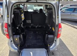 2013 Toyota Noah – WheelChair Access
