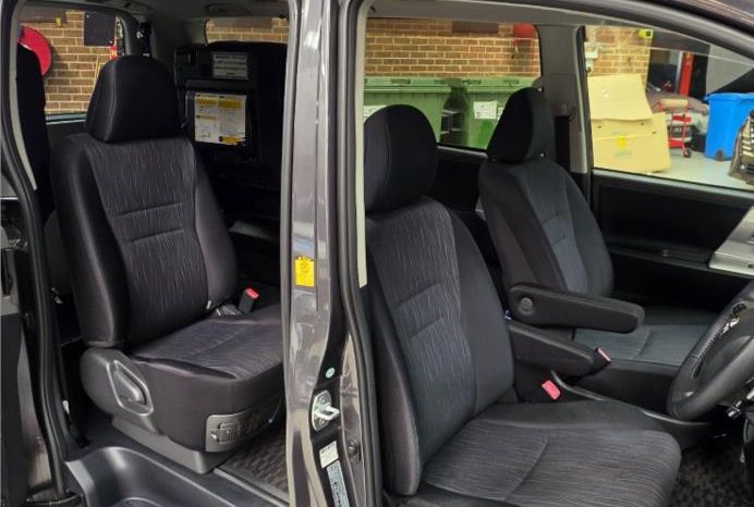 
								2012 Toyota Noah WELCAB full									