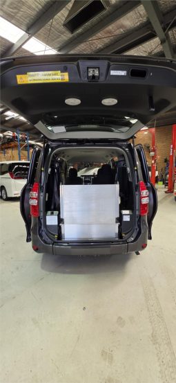 
										2012 Toyota Noah WELCAB full									