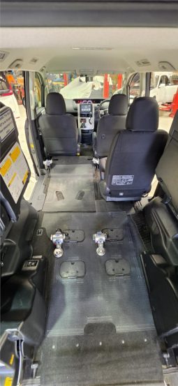 
										2012 Toyota Noah WELCAB full									