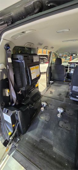 
										2012 Toyota Noah WELCAB full									