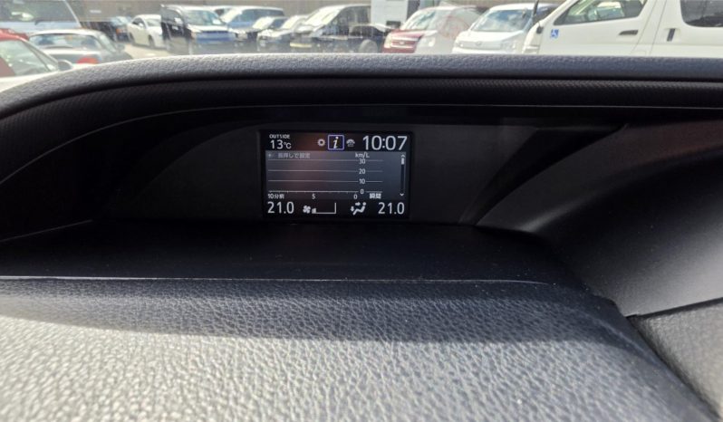 
								2019 Toyota Voxy Welcab full									