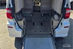 2004 Toyota Alphard G MZ Auto